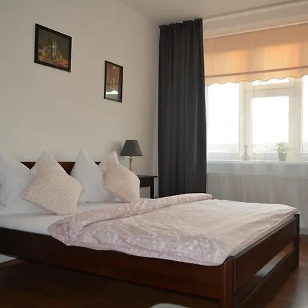 Mm Apartment Argentinska Prague Exterior photo